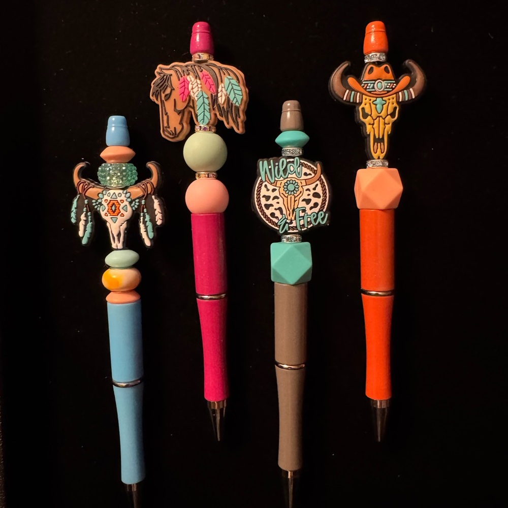 Handmade Beaded Western Themed Pens - You Choose 1 🧁